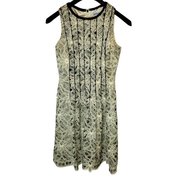 Antonio Melani Lace Midi Dress Size 2 - Picture 1 of 4